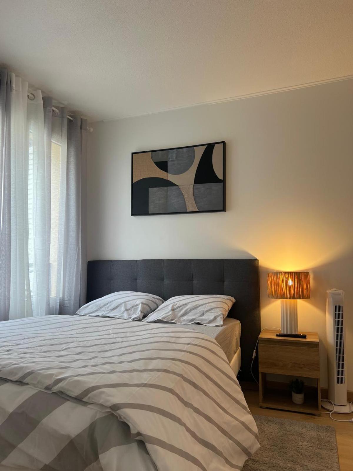 Champion Suites Sarcelles Exterior photo
